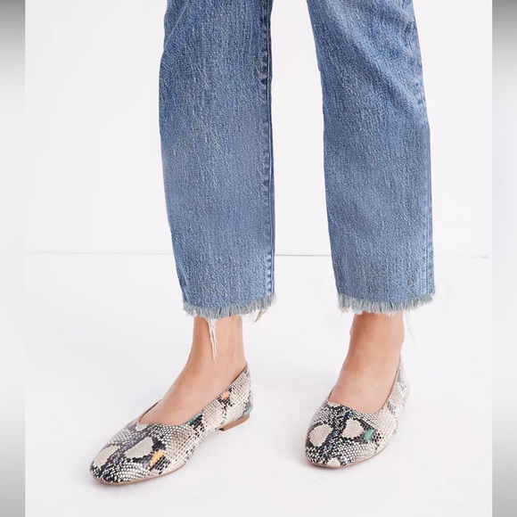 Madewell Distressed The Perfect Vintage Jean - Picture 4 of 8